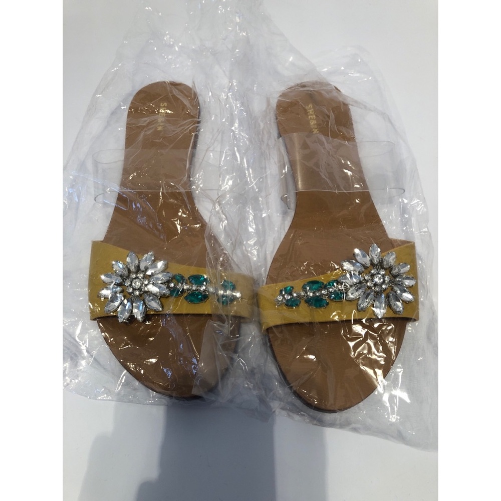 NWOB Rhinestone Embellished Sandals - Picture 6 of 10